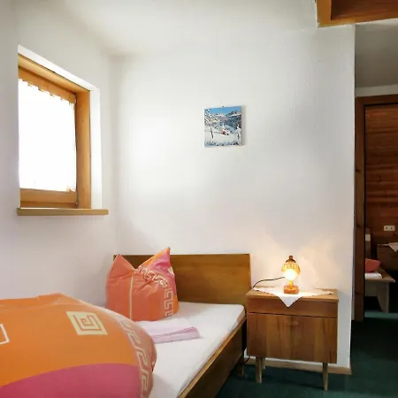 Alpstuga Almhutte Granat 690s *