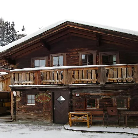Chalet Almhutte Granat 690s